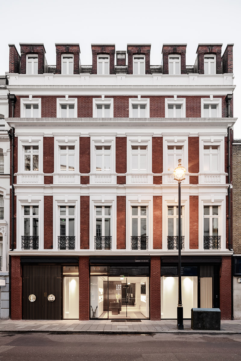 Lanserhof at The Arts Club, London - Fassade Hochformat - TROPP LIGHTING DESIGN