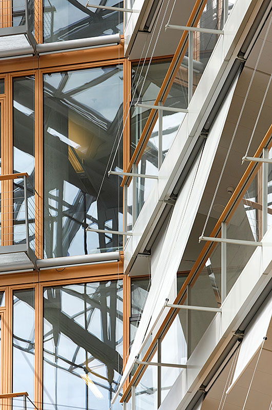 Europäische Investionsbank EIB, Luxemburg - Fassade Fenster von Nahem - ingenhoven architects international - TROPP LIGHTING DESIGN